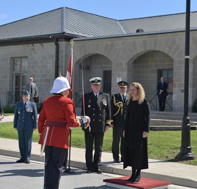The Governor General receives the royal salute. 