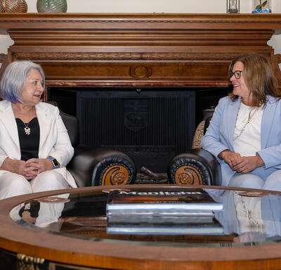 Governor General Marie Simon speaks with the Premier of Manitoba