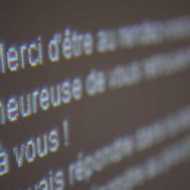 La gouverneure générale discute avec les Canadiennes et les Canadiens lors du clavardage en direct