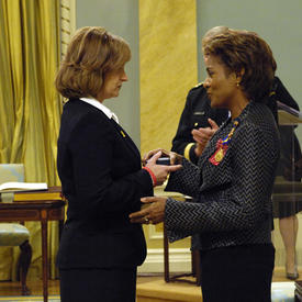 Governor General presents 12 Military Valour Decorations and 35 Meritorious Service Decorations (Military Division)