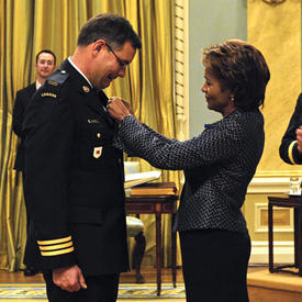 Governor General presents 12 Military Valour Decorations and 35 Meritorious Service Decorations (Military Division)