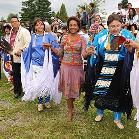 Participation in a community celebration in Mashteuiatsh in the Saguenay-Lac-St-Jean region