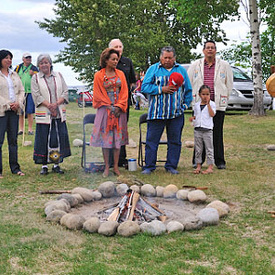 Participation aux célébrations communautaires à Mashteuiatsh dans la région du Saguenay-Lac-St-Jean