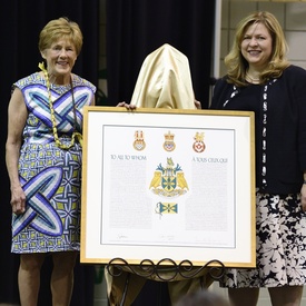 Dévoilement des armoiries de l'école Elmwood