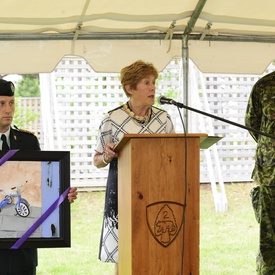 Dévoilement d'oeuvres d'art à la garnison de Petawawa