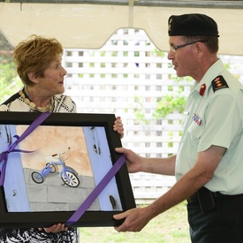 Dévoilement d'oeuvres d'art à la garnison de Petawawa
