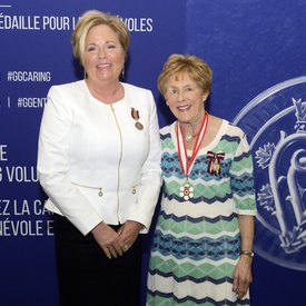Presentation of the Medal for Volunteers at The Ottawa Hospital 