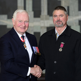 Remise de distinctions honorifiques à La Citadelle de Québec
