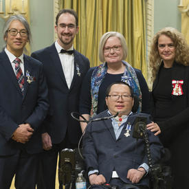 Presentation of Meritorious Service Decorations (Civil Division)