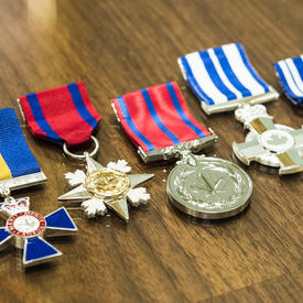 Présentation de distinctions honorifiques