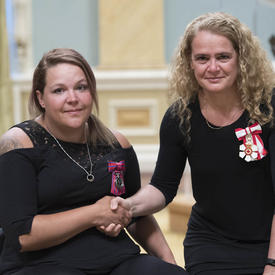 Présentation de distinctions honorifiques