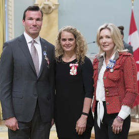 Présentation de distinctions honorifiques