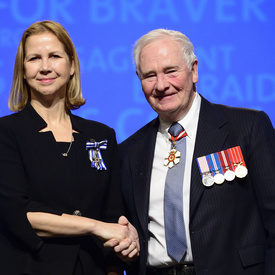 Remise de distinctions honorifiques à Edmonton