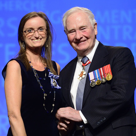 Remise de distinctions honorifiques à Edmonton