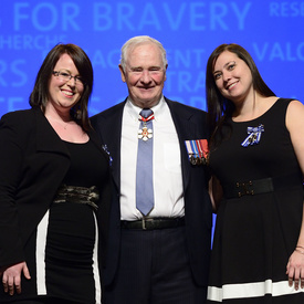 Remise de distinctions honorifiques à Edmonton