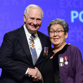 Remise de distinctions honorifiques à Edmonton