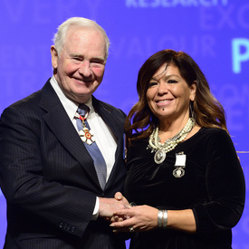 Remise de distinctions honorifiques à Edmonton