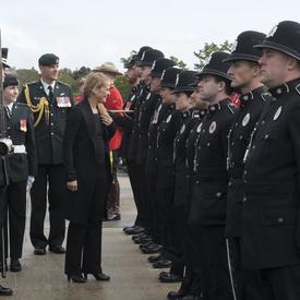Her Excellency inspected the guard of honour which was comprised of members of the 5th Canadian Division, the Naval Reserve, Air Reserve Flight Torbay, the Royal Canadian Mounted Police, the Royal Newfoundland Constabulary and 5th Canadian Ranger Patrol G