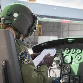 On September 21, 2018, Her Excellency started her day in Happy Valley-Goose Bay with a visit to 5 Wing Goose Bay.