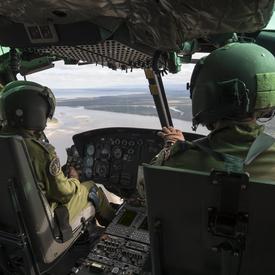 On board the helicopter, Her Excellency was able to see Labrador's beautiful landscapes.