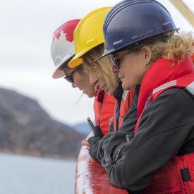 The Governor General Julie Payette, Dr. Mona Nemer, Canada’s Chief Science Advisor, and the Honourable Kirsty Duncan, Minister of Science and Sport, took in the view from the deck of the CCGS Amundsen.