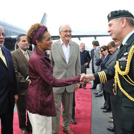 VISITE D'ÉTAT AUX ÉTATS-UNIS DU MEXIQUE - Arrivée à Mexico