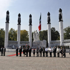 STATE VISIT TO THE UNITED MEXICAN STATES - Wreath-Laying Ceremony at Los Niños Héroes de Chapultepec