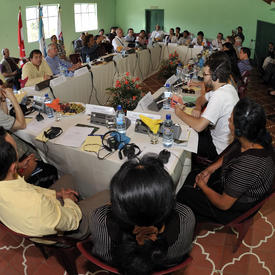 VISITE D'ÉTAT EN RÉPUBLIQUE DU GUATEMALA - Table ronde avec la communauté de San Juan La Laguna