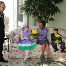 Canadian Cancer Society’s Daffodil Month