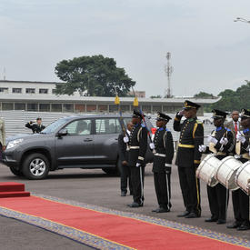 VISITE D'ÉTAT AU CONGO - Cérémonie d'accueil officielle et rencontre avec le président