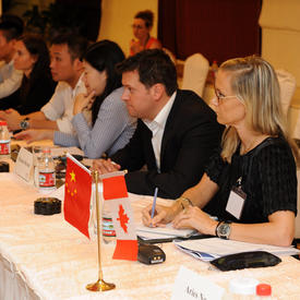 Dialogue avec de jeunes entrepreneurs canadiens du sud de la Chine