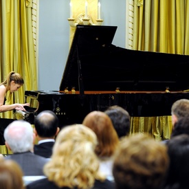 Concert with Young Artists in Tribute to Glenn Gould