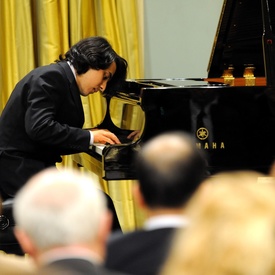 Concert with Young Artists in Tribute to Glenn Gould