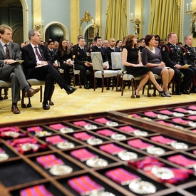 Remise de Décorations pour actes de bravoure