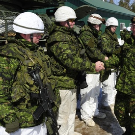 Visite à la Garnison Petawawa