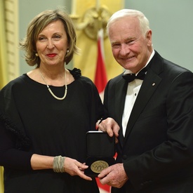 Les Prix du Gouverneur général en arts visuels et en arts médiatiques 