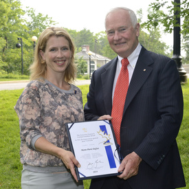 Remise du Prix pour l'entraide