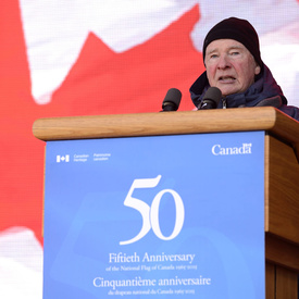 Le 50e anniversaire du drapeau national du Canada