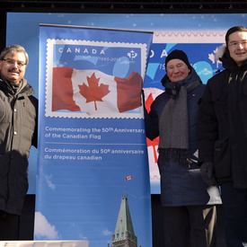 Le 50e anniversaire du drapeau national du Canada