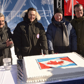 Le 50e anniversaire du drapeau national du Canada