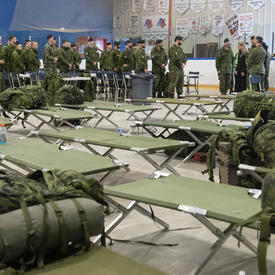 The Governor General tours of the Canadian Armed Forces’ operations. 