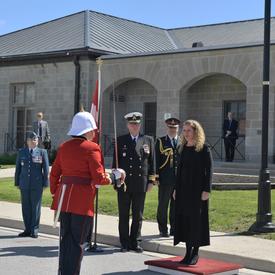 The Governor General receives the royal salute. 