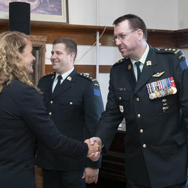 The Governor General meets with members of the regiment.