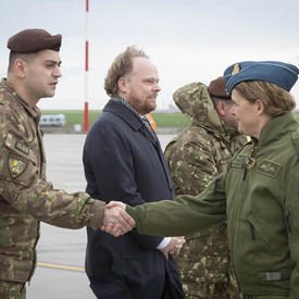 Governor General Payette visits CAF members serving on Op REASSURANCE in Romania 