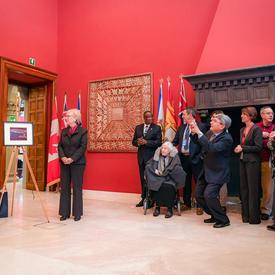 The Governor General presents a photo of Italy taken from space. 
