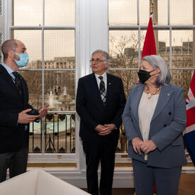 The Public Programmes Officer from Canada House speaks to Their Excellencies.