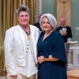 Governor General Marie Simon presents k.d. lang with her Governor General’s Performing Arts Awards