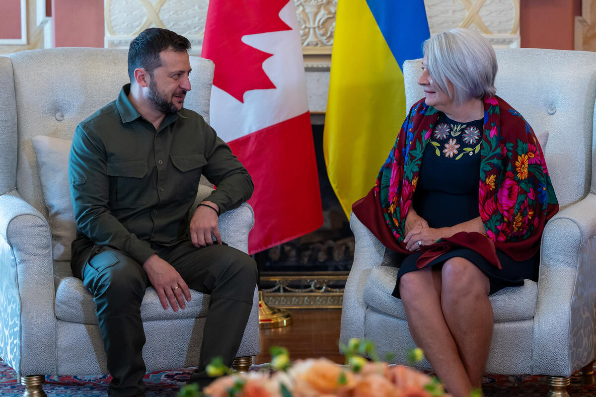 Governor General Mary Simon sits with His Excellency Volodymyr Zelenskyy, President of Ukraine
