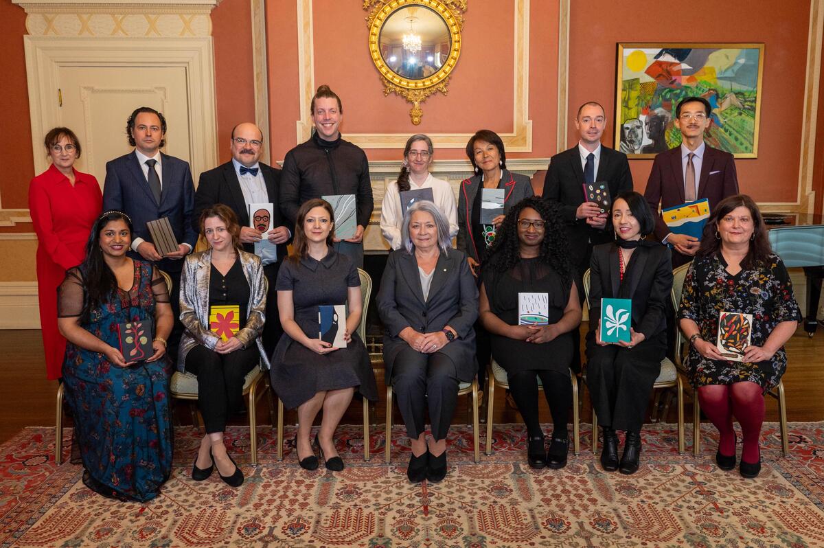 Governor General Mary Simon sits down with recipients from the 2023 cohort