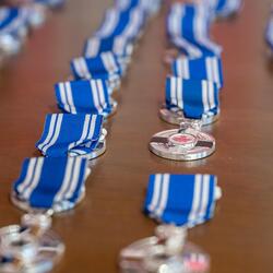 Image des médailles du service méritoire